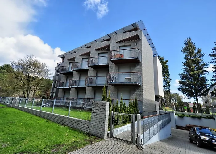 Апартаменты Bedroom Baltycka 11m19 Z Garazem Przy Lesie Свиноуйсьце